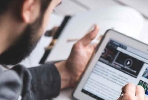 The online store ensures that the payment process is easy for customers to navigate.